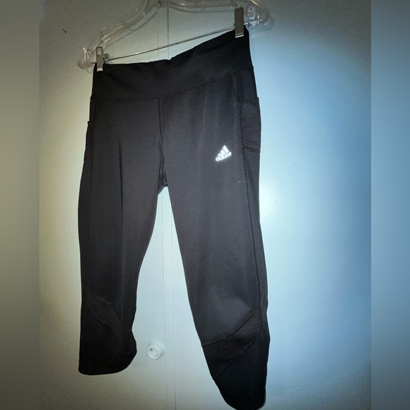Adidas Aero Ready Capri Size Medium Pockets Drawstring Waist Zipper Mesh - Picture 2 of 15